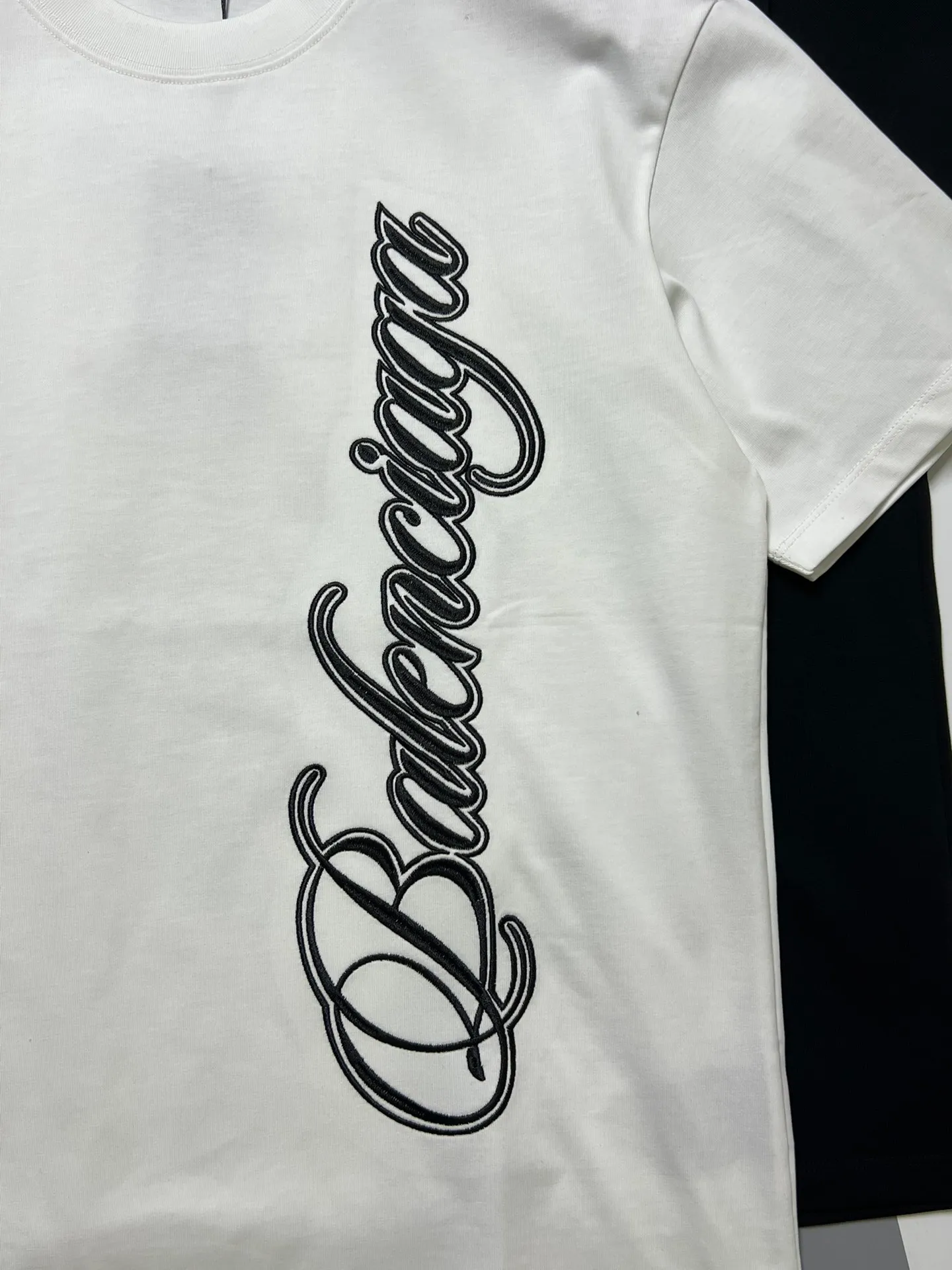 🔥🔥🔥 BALENCIAGA LOGO ， Retro Same Style T Versatile : Black White